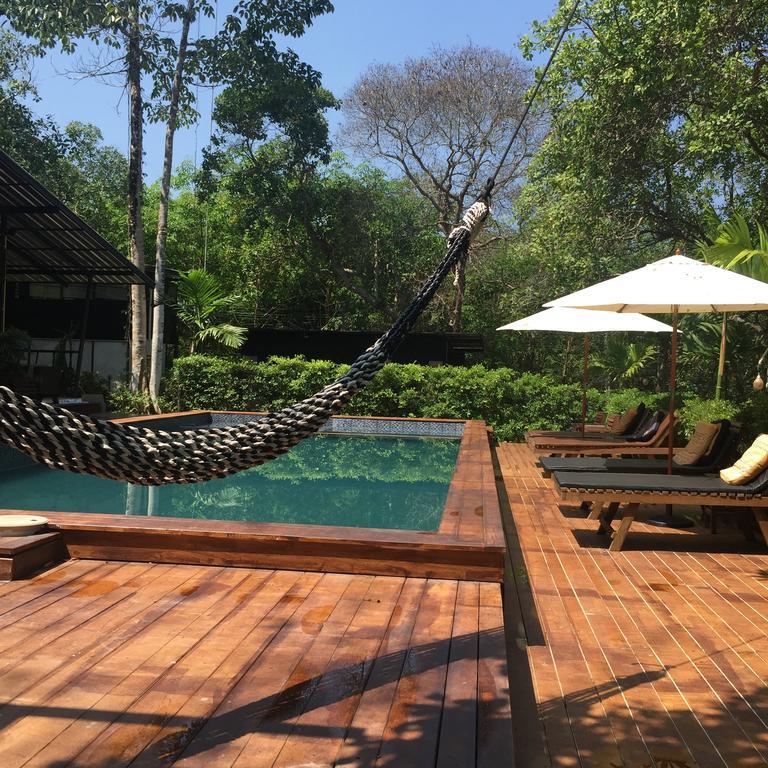 Himmapan Resort Koh Phayam Bagian luar foto