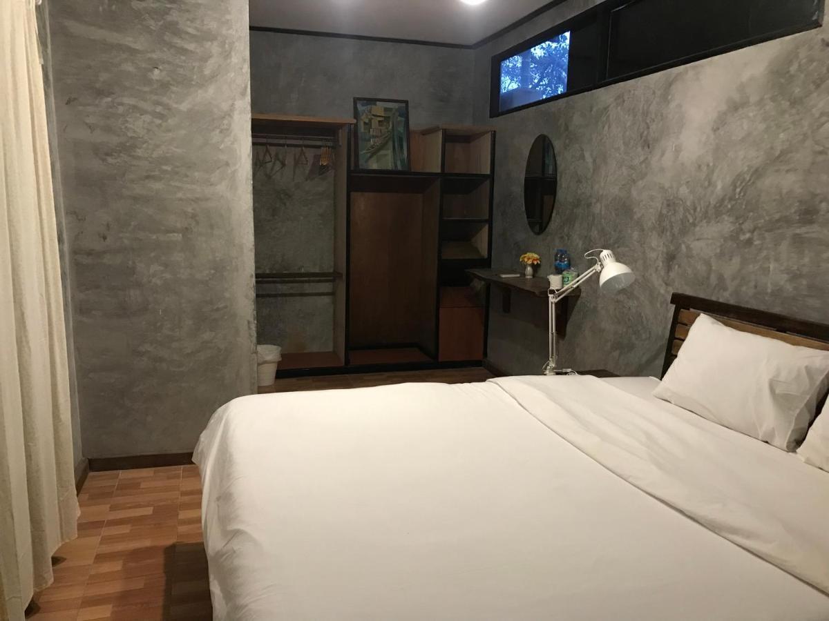 Himmapan Resort Koh Phayam Bagian luar foto
